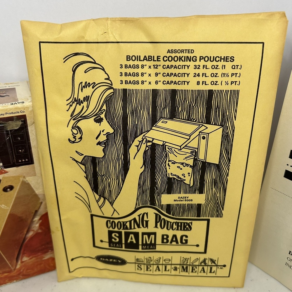 Vintage 1976 Dazey Seal-A-Meal Vacuum Sealer – Works w/ Box, Pouches, Manual - Picture 4 of 11